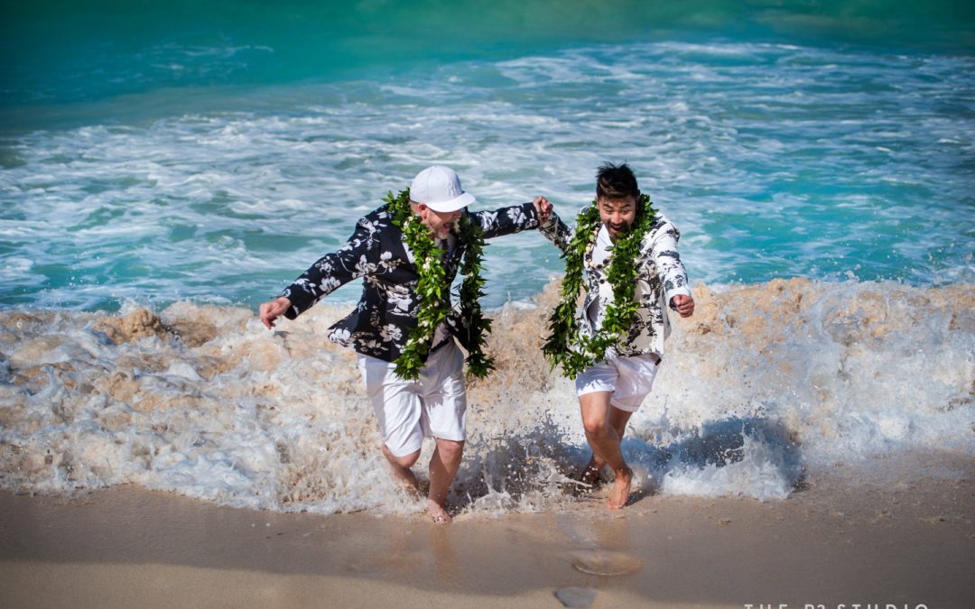Devon & Otto’s Intimate Hawaii Wedding