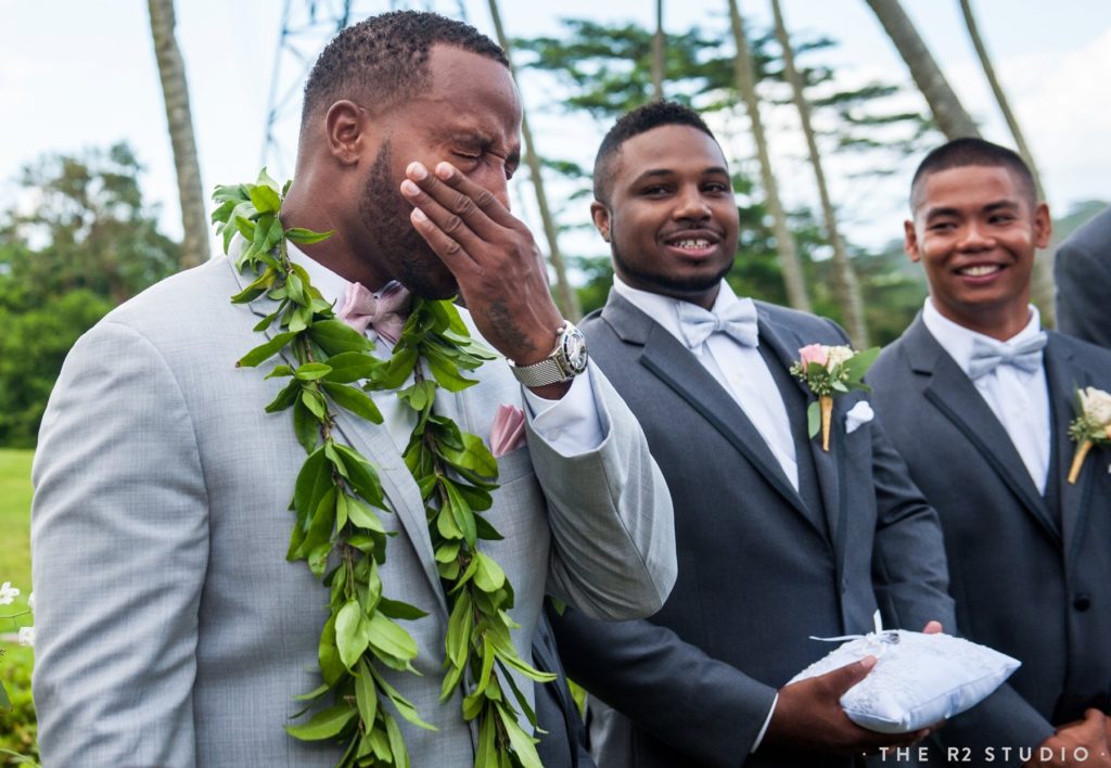 Intimate Oahu Wedding 