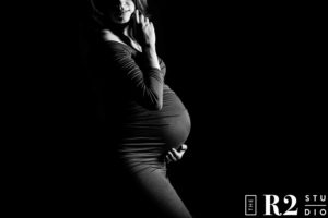 studio maternity photos in flagstaff