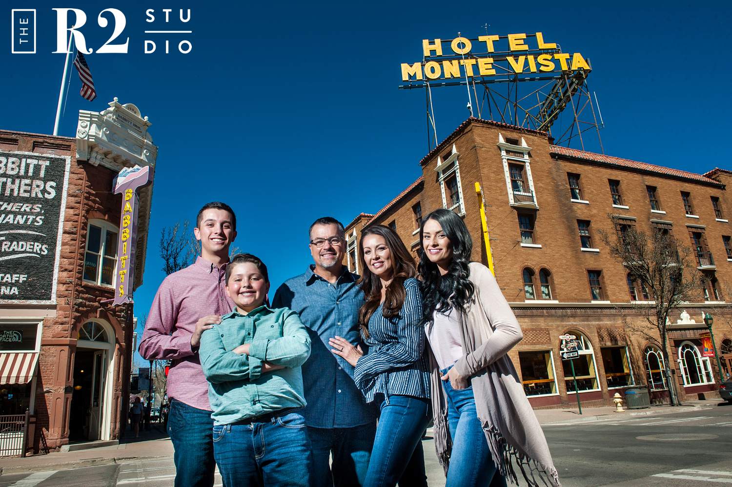 downtown flagstaff family session